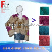 abrigo de mapache de color teñido ropa de piel de mujer de calidad superior